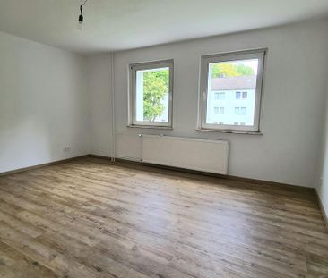 +++ Wohnen in Wanheim, 2 Raumwohnung mit Balkon +++ - Photo 2