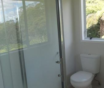 3 Bedrooms, 2 bathrooms, wardrobes, heatpumps - Photo 6