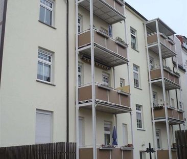 Schöne 2 1/2 -Zimmer-Wohnung mit Balkon und EBK in Stadtfeld-Ost - Photo 6