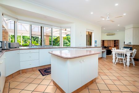 57 Harry Mills Drive, Worongary QLD 4213 - House For Rent | Domain - Photo 5
