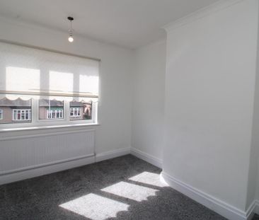 2 bedroom semi-detached house to rent - Photo 3