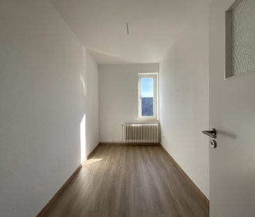 4-Zimmer-Wohnung in Wilhelmshaven-Fedderwardergroden mieten - Photo 1