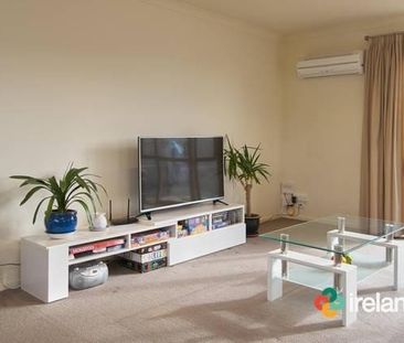 Furnished double room available – Power & Internet Included! - Photo 3