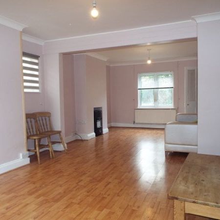 Wisbech Road, Outwell. - Photo 1