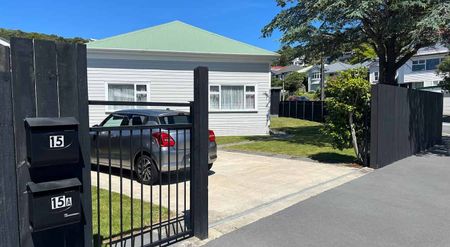 Island Bay, 4 bedroom house - Photo 5