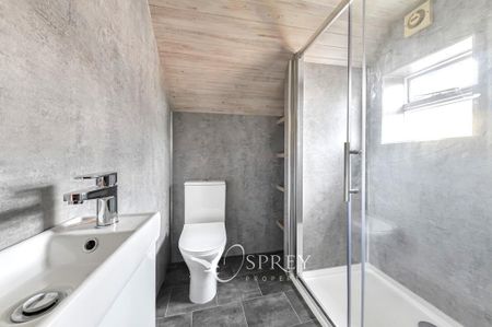 3 bedroom semi-detached house to rent - Photo 5