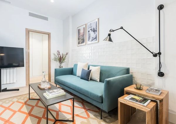 Calle del Doctor Castelo, Madrid, Community of Madrid 28009