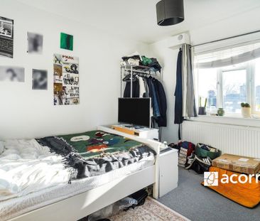 Kennington Lane, London, SE11 - Photo 3