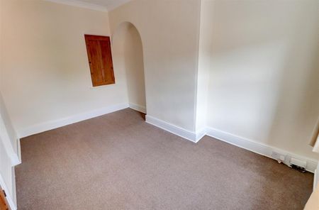 High Street, Great Glen - Photo 4