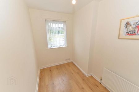 46 Strathearn Court, Holywood, BT18 9NR - Photo 5