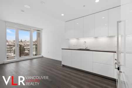 Condo in Vancouver East Side, BC - Photo 5