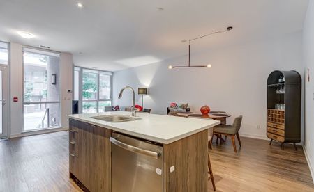 For Lease - 36 Bruyeres Mews Unit# TH06, Toronto, Ontario - Photo 2