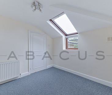 2 Bedroom Flat - Photo 2