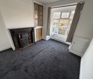 Boughton Green Road, Northampton - Photo 1