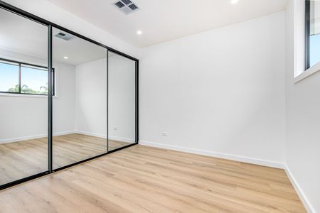 Brand New 5 Bedroom Family Home Offering Space, Style and Effortless Living - Photo 4