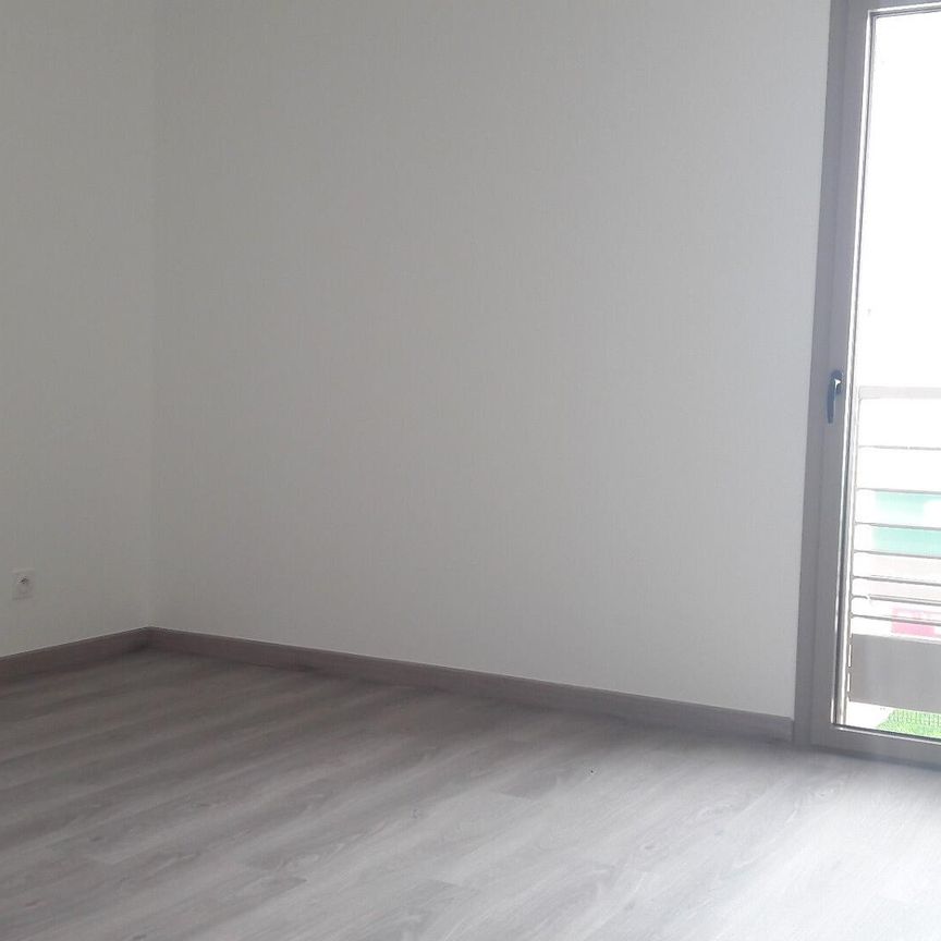 location Appartement T3 DE 60.56m² À CACHAN - Photo 1