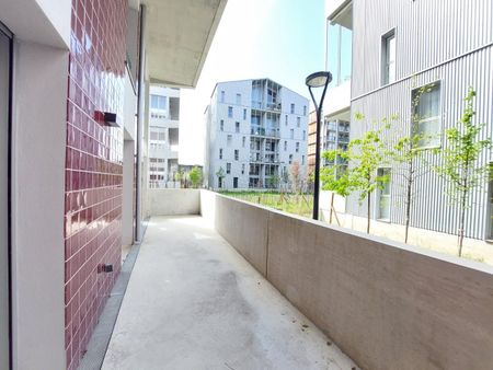 location Appartement T5 DE 138.1m² À BORDEAUX - Photo 4