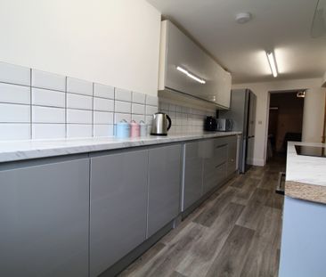 1 bedroom Apartment for rent - Photo 3