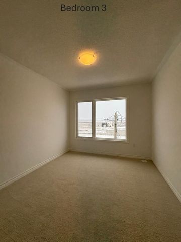 For Lease - 90 Pearen Lane, Barrie, Ontario - Photo 5