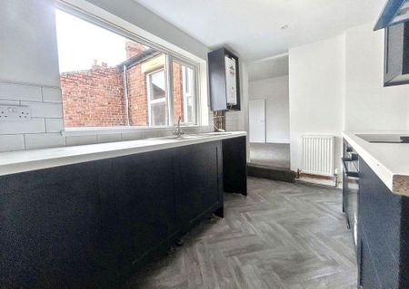3 bed flat to rent in NE28 - Photo 5