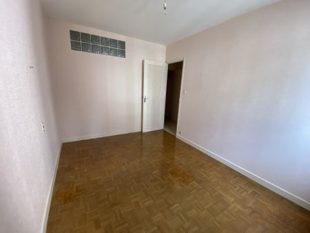 Location Appartement 3 pièces 62m² RODEZ 12000 - Photo 3