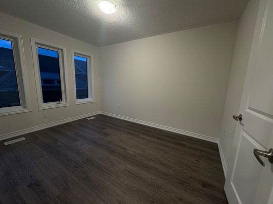 For Lease - 91 Watts Mews, Kawartha Lakes, Ontario - Photo 1