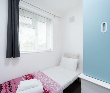 2 bedroom maisonette to rent - Photo 5