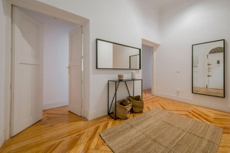 Calle de Núñez de Balboa, Madrid, Community of Madrid 28001 - Photo 4