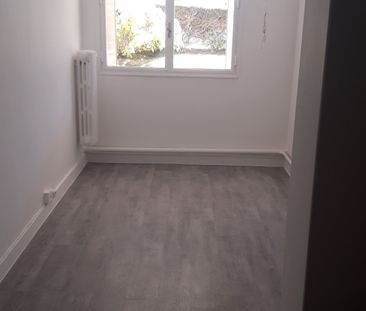 Location Appartement 1 pièce 10m² VILLE D AVRAY 92410 - Photo 3