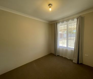 12 Grande Way, Beechboro WA 6063 - House For Rent - $720 | Domain - Photo 3