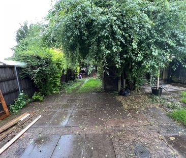 Faulkland Crescent, Wolverhampton, West Midlands, WV1 - Photo 4