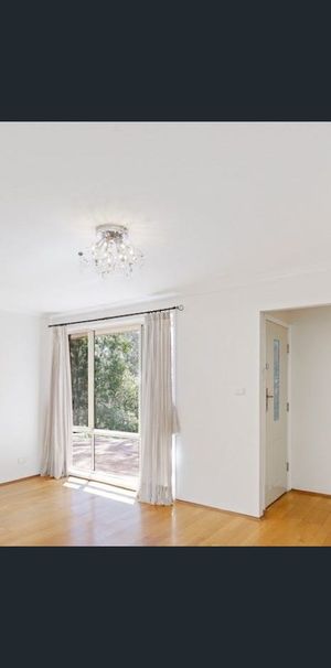 Cosy Family Home - Photo 1