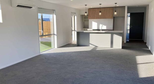Rolleston - Photo 1