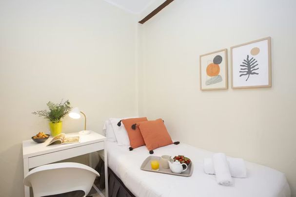 Plaça del Doctor Landete, Valencia, Valencian Community 46006 - Photo 1