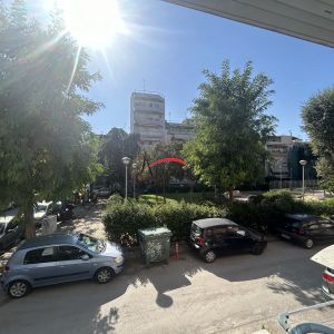 Studio/Γκαρσονιέρα για ενοικίαση Κέντρο (Χαριλάου) - Photo 3