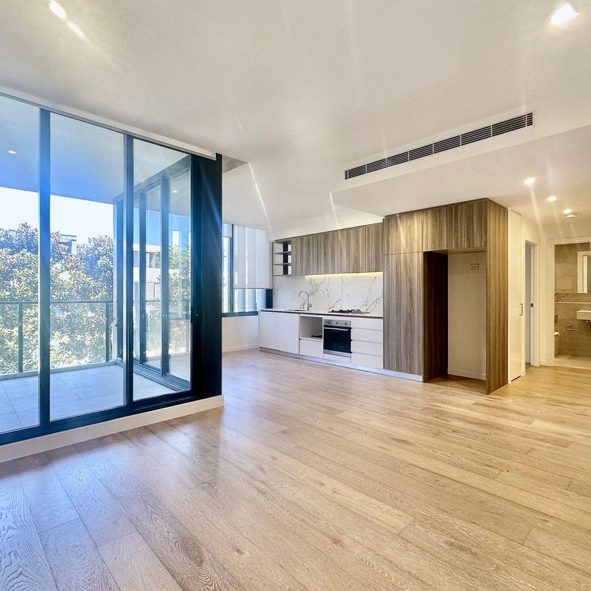 Luxurious One bedroom with Quiet and Secured Environment - Photo 1