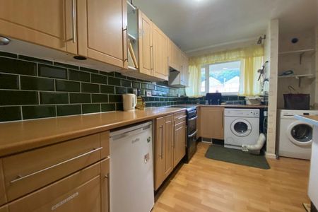 St. Cecilia Close - Photo 5