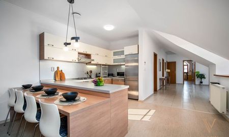 VALEN | Priestranný 3i byt na Obchodnej ulici, Staré mesto - Bratislava - Photo 5