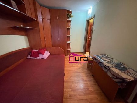 Inchiriez Garsoniera Zona Alunisului - Fotografie 4