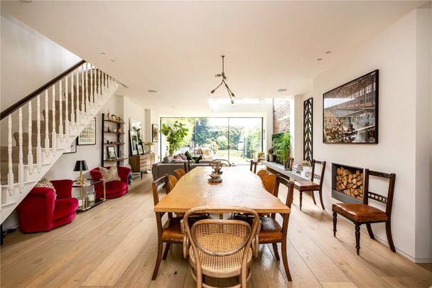 Lancaster Road, W11 - Photo 1