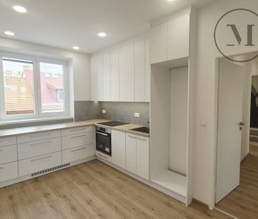 Pronájem bytu 2+kk 65 m² - Photo 2
