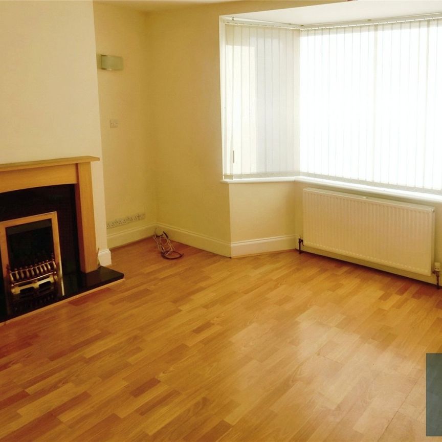 Leeds Road, Huddersfield, HD2 - Photo 1