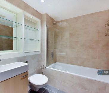 1 bedroom flat to rent - Photo 6