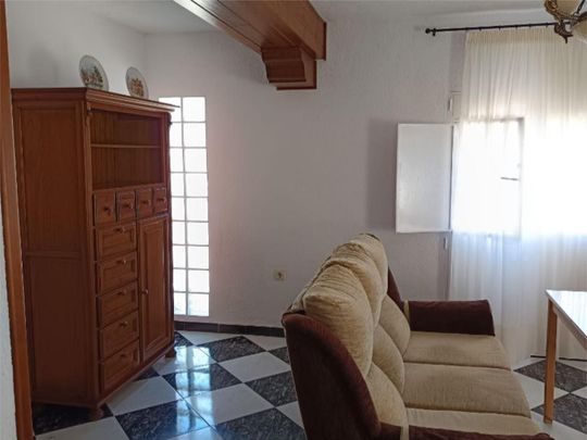 Piso de alquiler en Calle Torrox, 1, Centro - Photo 1