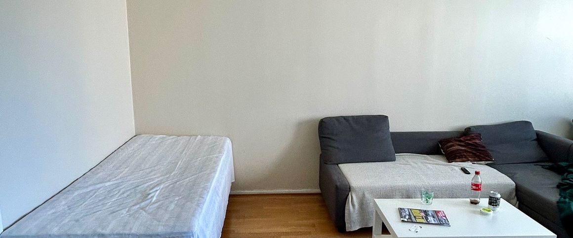 Gånglåten, Västra Frölunda - Photo 1