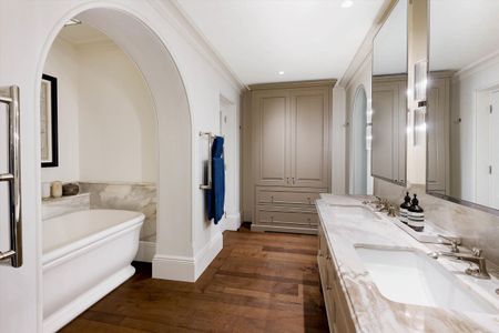 An impeccable three bedroom apartment located on the distinguished Belgravia Place in the heart of Belgravia, SW1. - Photo 3