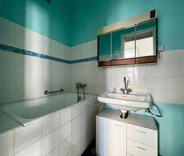 Location Appartement 4 pièces 68m² GRENOBLE 38000 - Photo 3