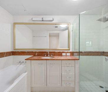 705/132 Alice Street, Brisbane City - Photo 2