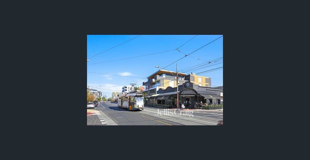 Semi Furnished - One Bedroom TipTop Apartment - Photo 1