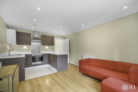 Waterside Way London N17 - Photo 4